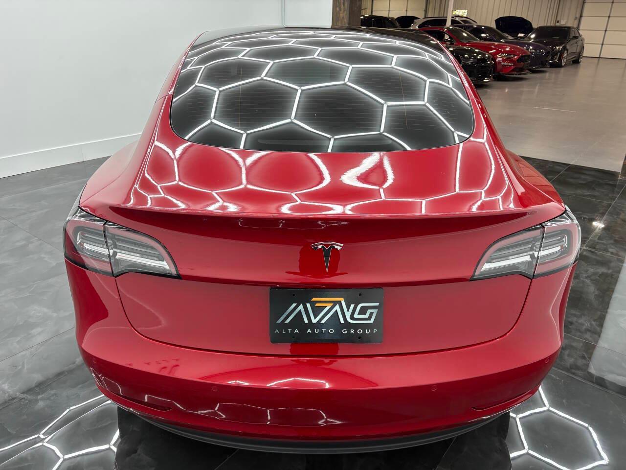 Tesla Model 3 Standard Range Plus 2021
