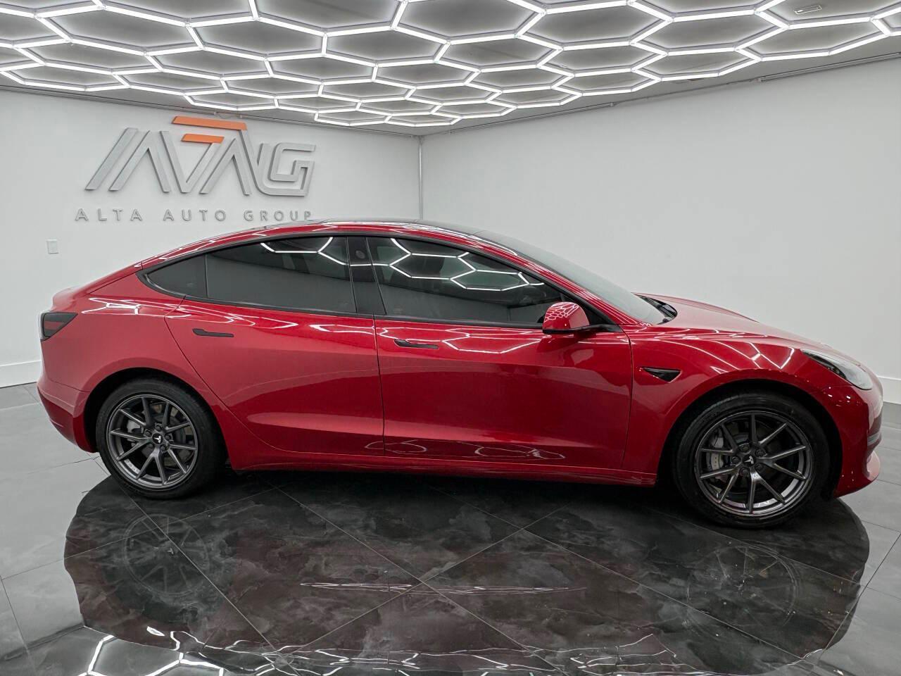 Tesla Model 3 Standard Range Plus 2021