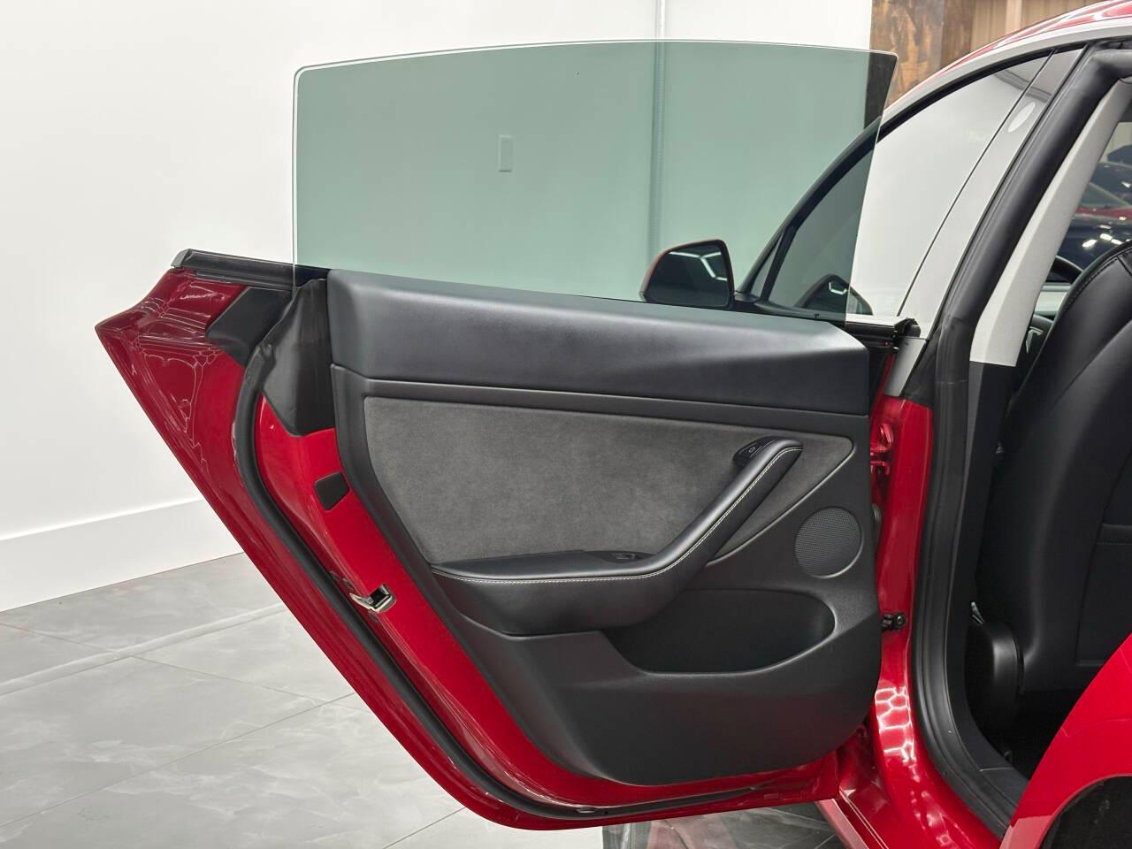 Tesla Model 3 Standard Range Plus 2021