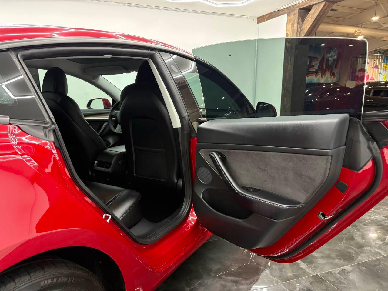 Tesla Model 3 Standard Range Plus 2021