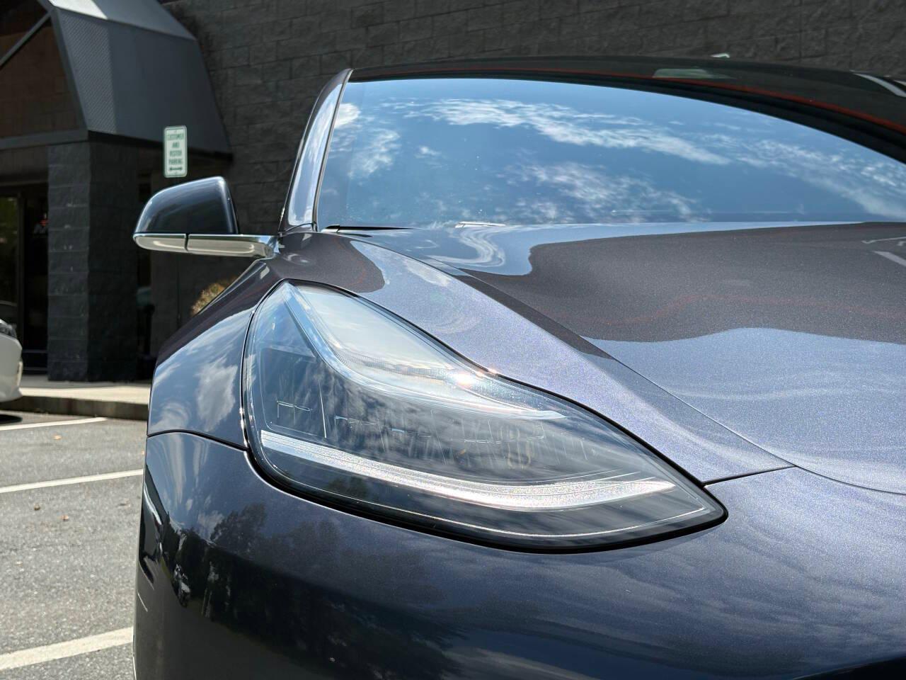 Tesla Model 3 Standard Range Plus 2020
