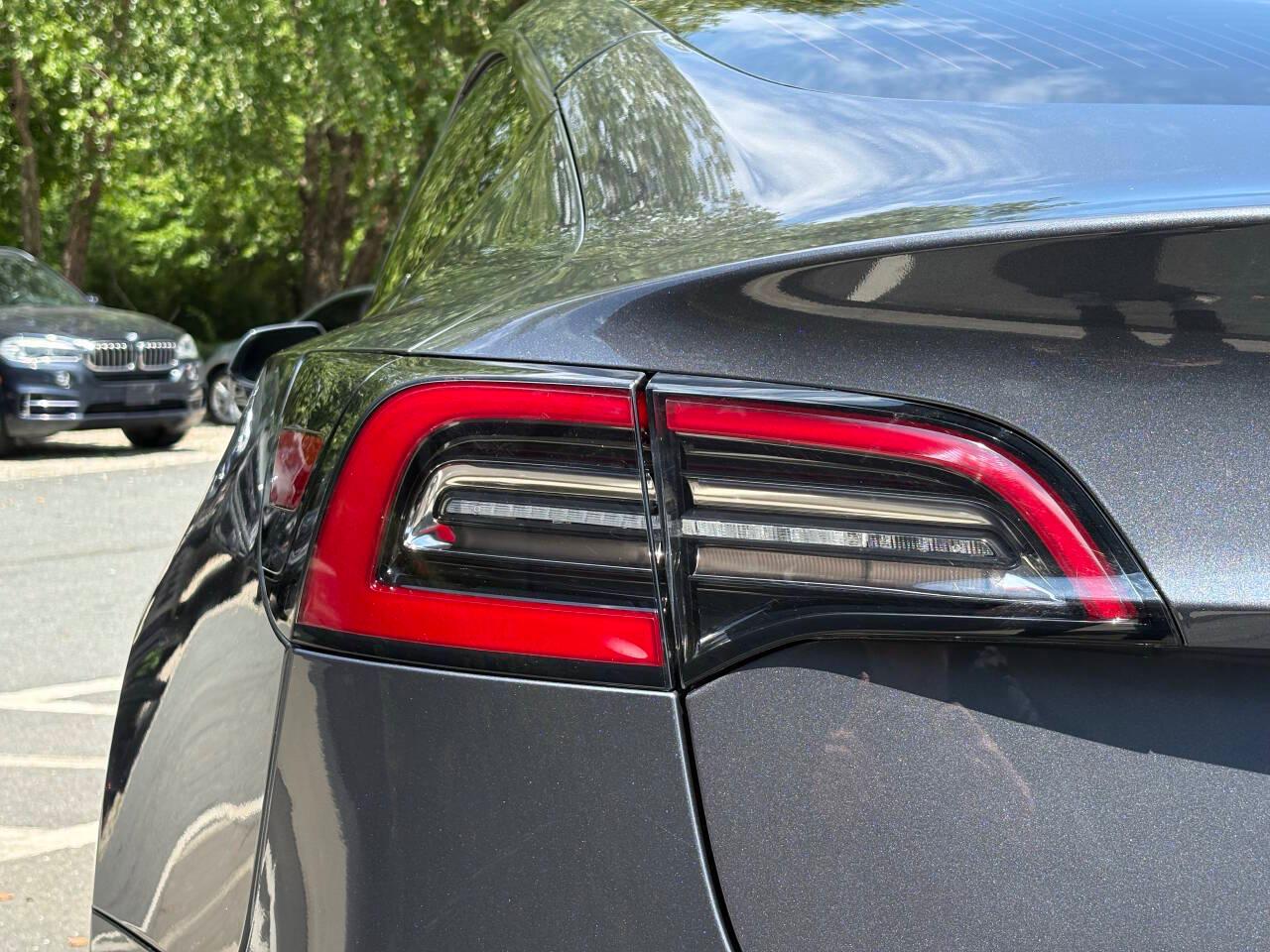Tesla Model 3 Standard Range Plus 2020