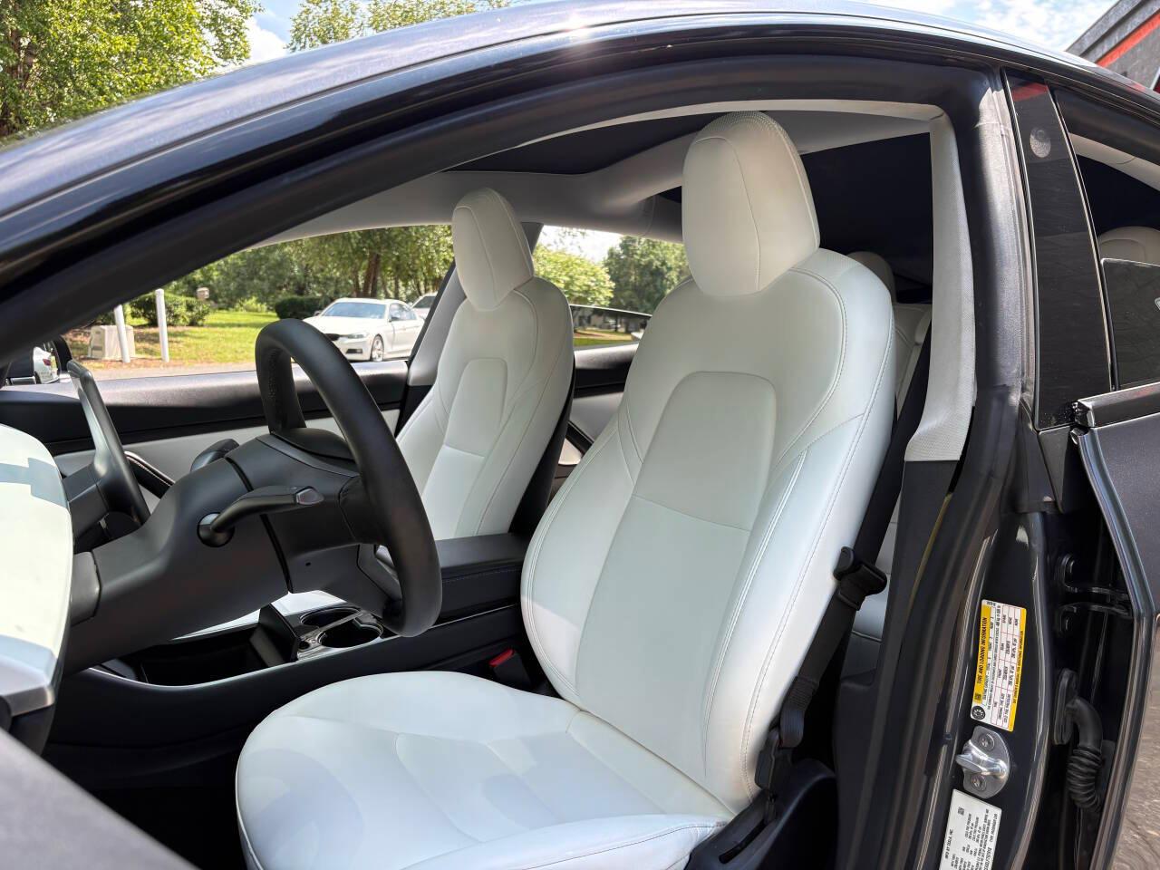 Tesla Model 3 Standard Range Plus 2020