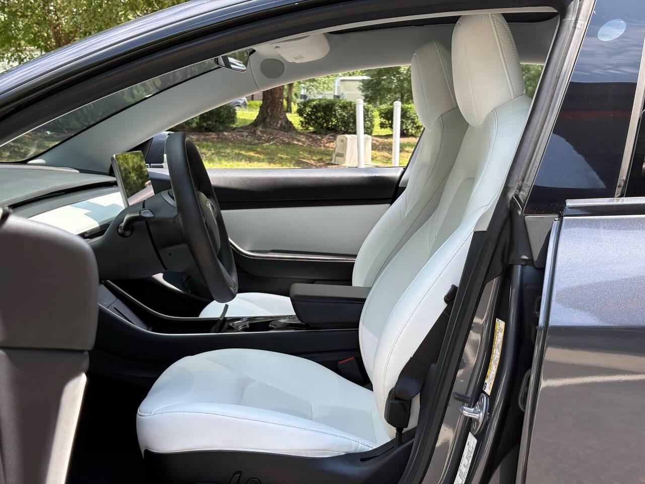Tesla Model 3 Standard Range Plus 2020