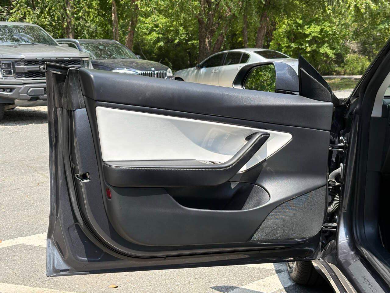 Tesla Model 3 Standard Range Plus 2020