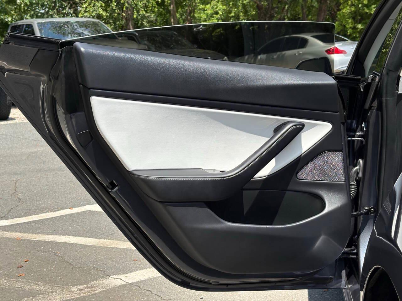 Tesla Model 3 Standard Range Plus 2020
