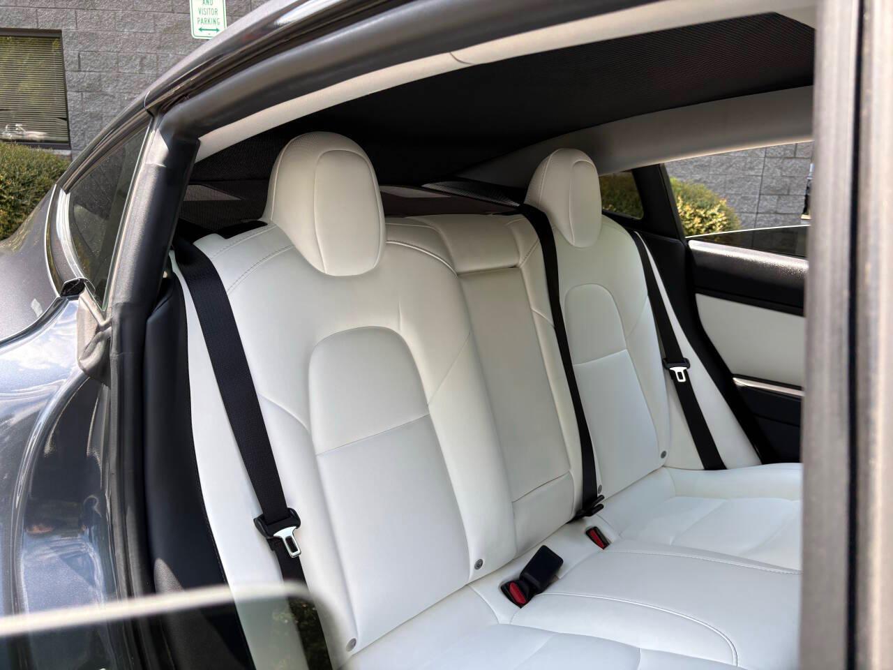 Tesla Model 3 Standard Range Plus 2020