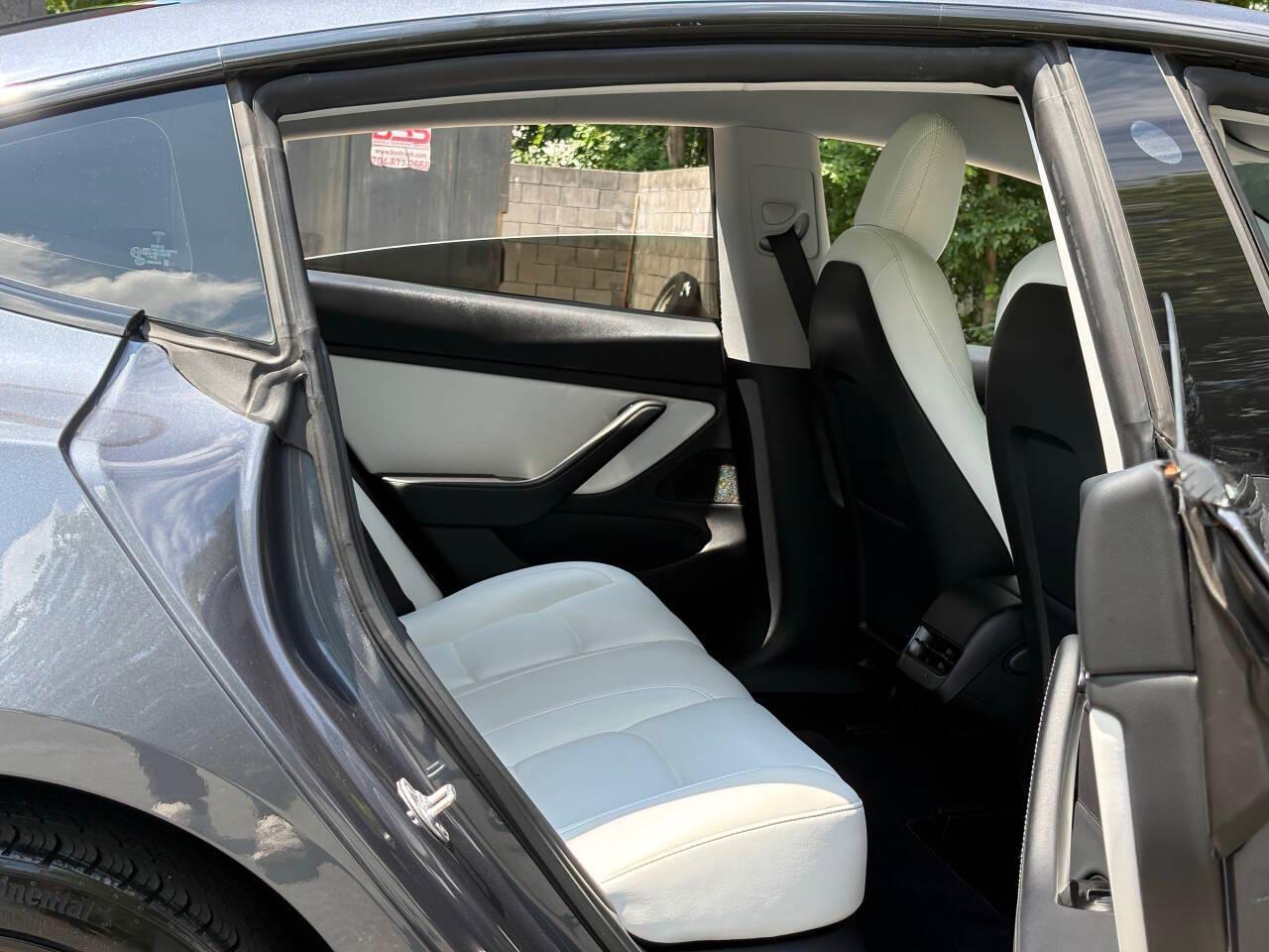 Tesla Model 3 Standard Range Plus 2020