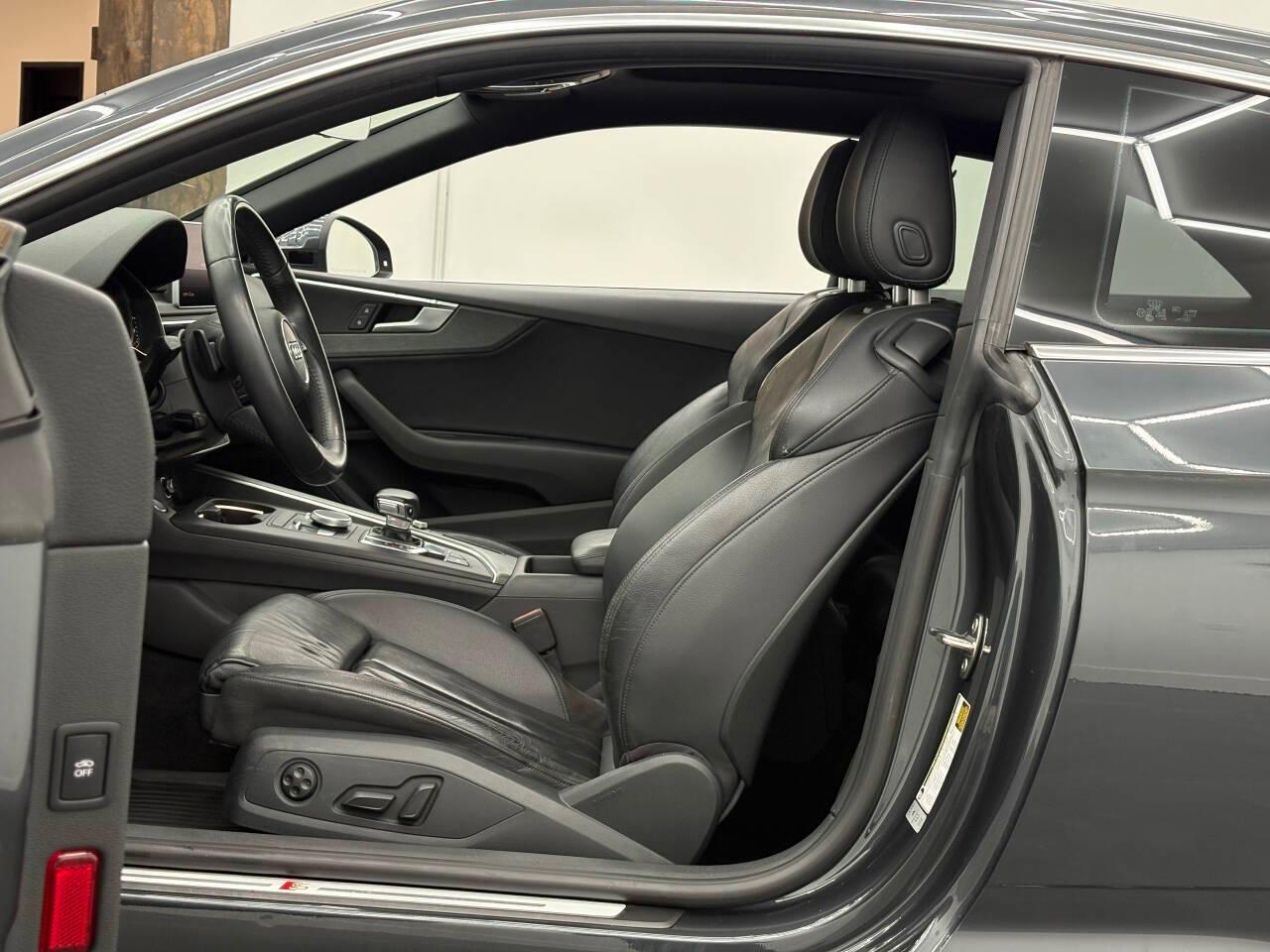 Audi A5 Premium Plus S-Line Coupe quattro 7A 2018