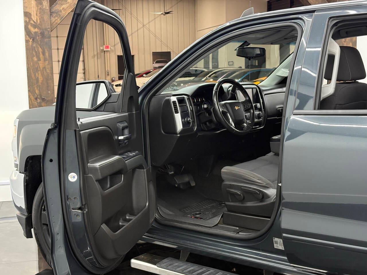 Chevrolet Silverado 1500 LT Double Cab 2WD 2018