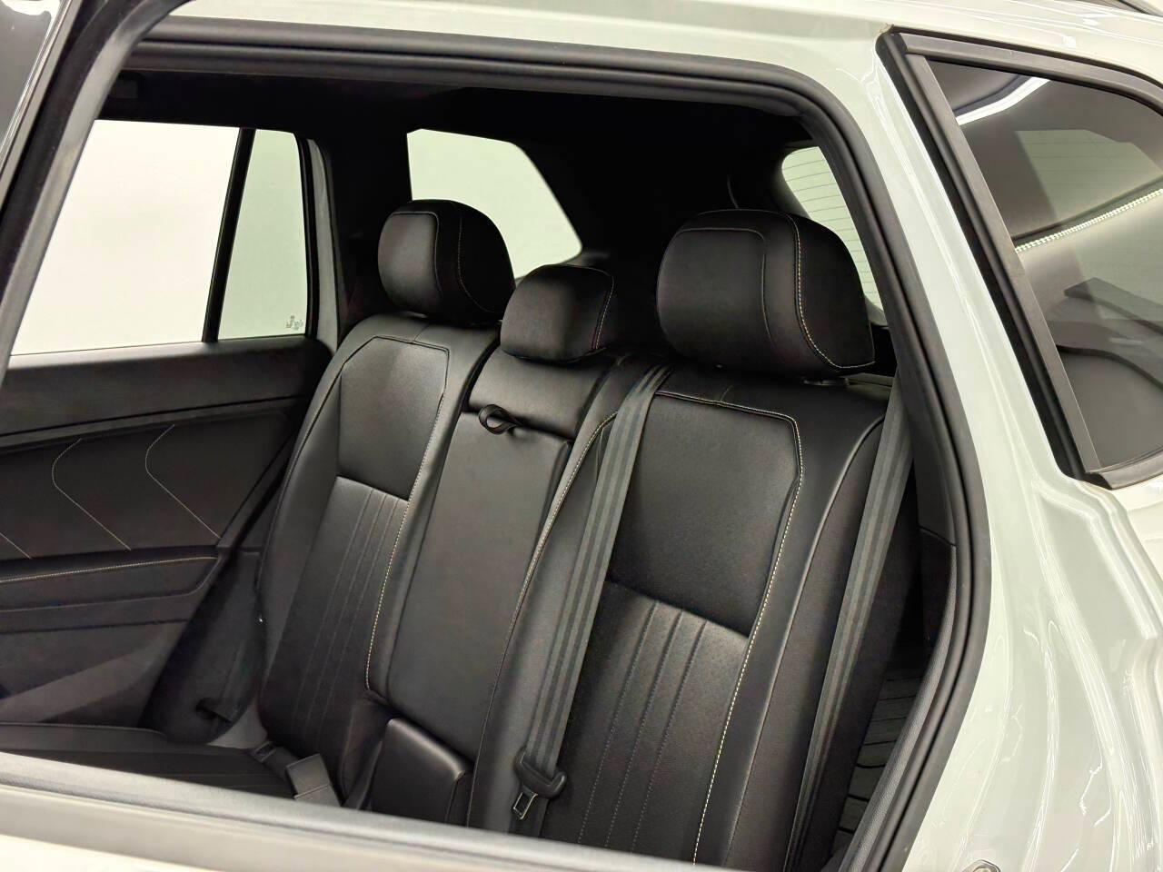 Volkswagen Tiguan SE R-Line Black 4MOTION 2022