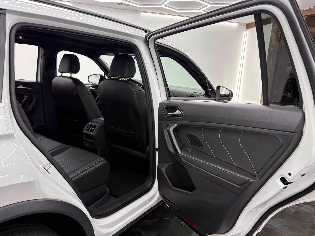 Volkswagen Tiguan SE R-Line Black 4MOTION 2022