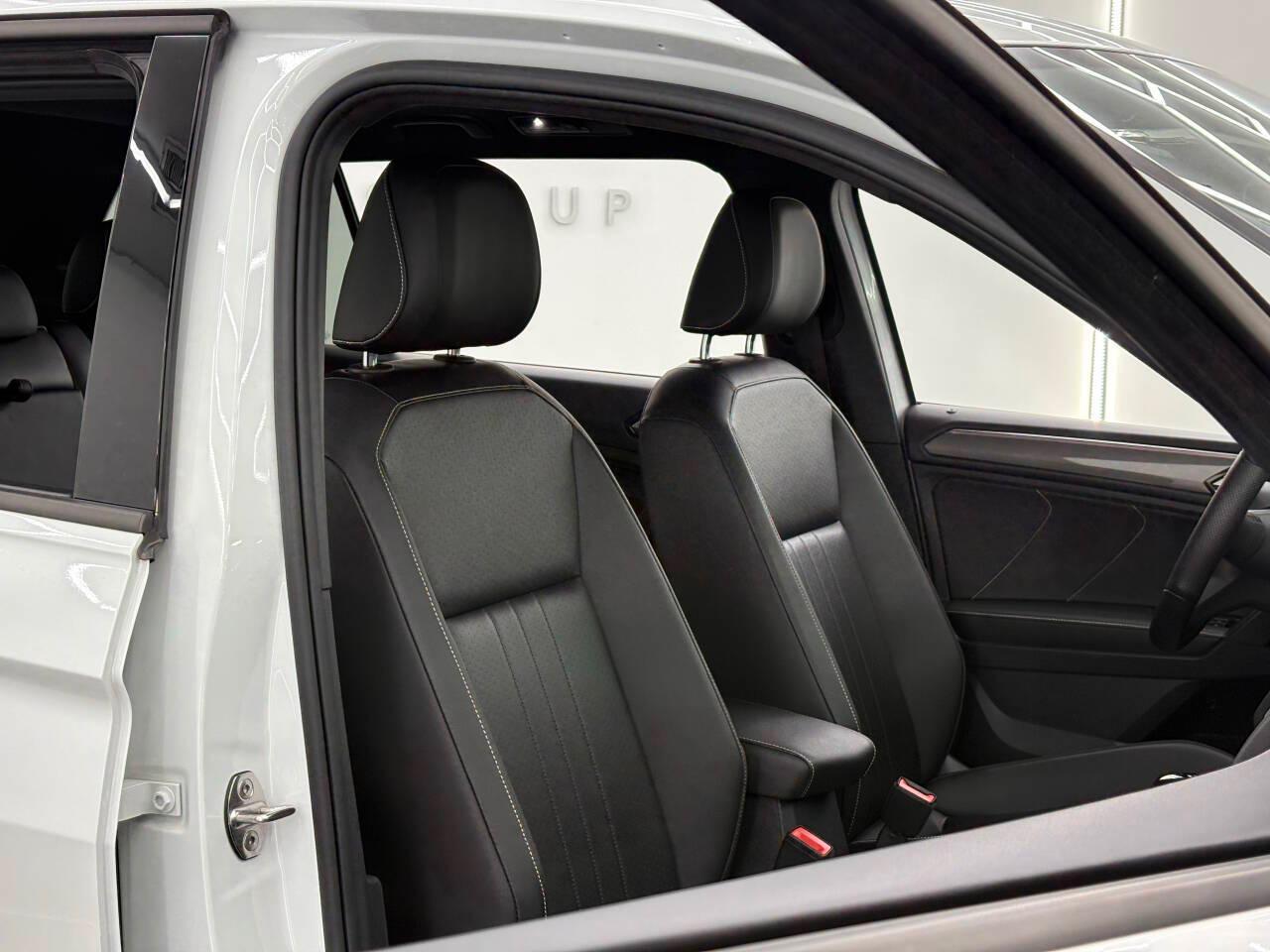 Volkswagen Tiguan SE R-Line Black 4MOTION 2022