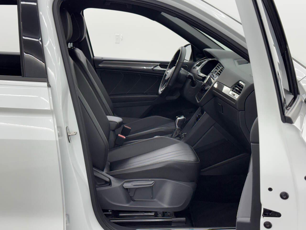Volkswagen Tiguan SE R-Line Black 4MOTION 2022