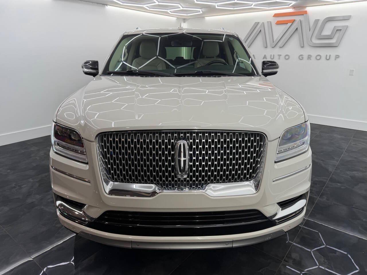 Lincoln Navigator Select 4WD 2019
