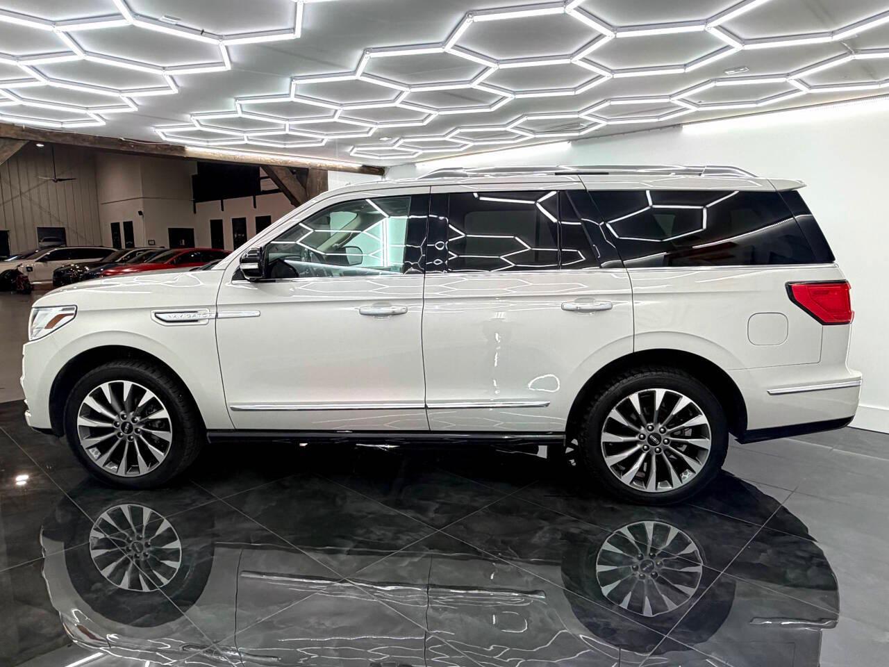 Lincoln Navigator Select 4WD 2019