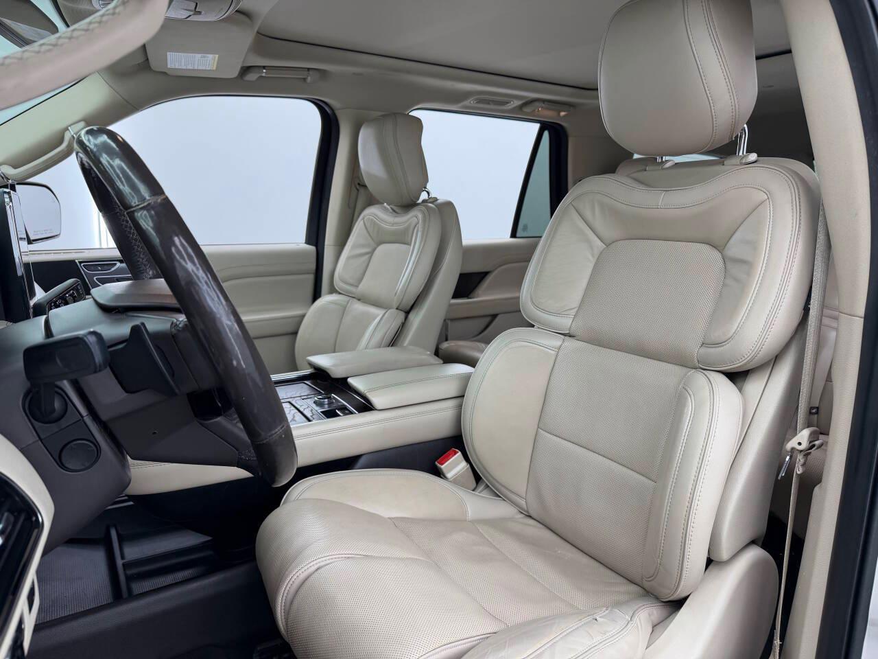 Lincoln Navigator Select 4WD 2019