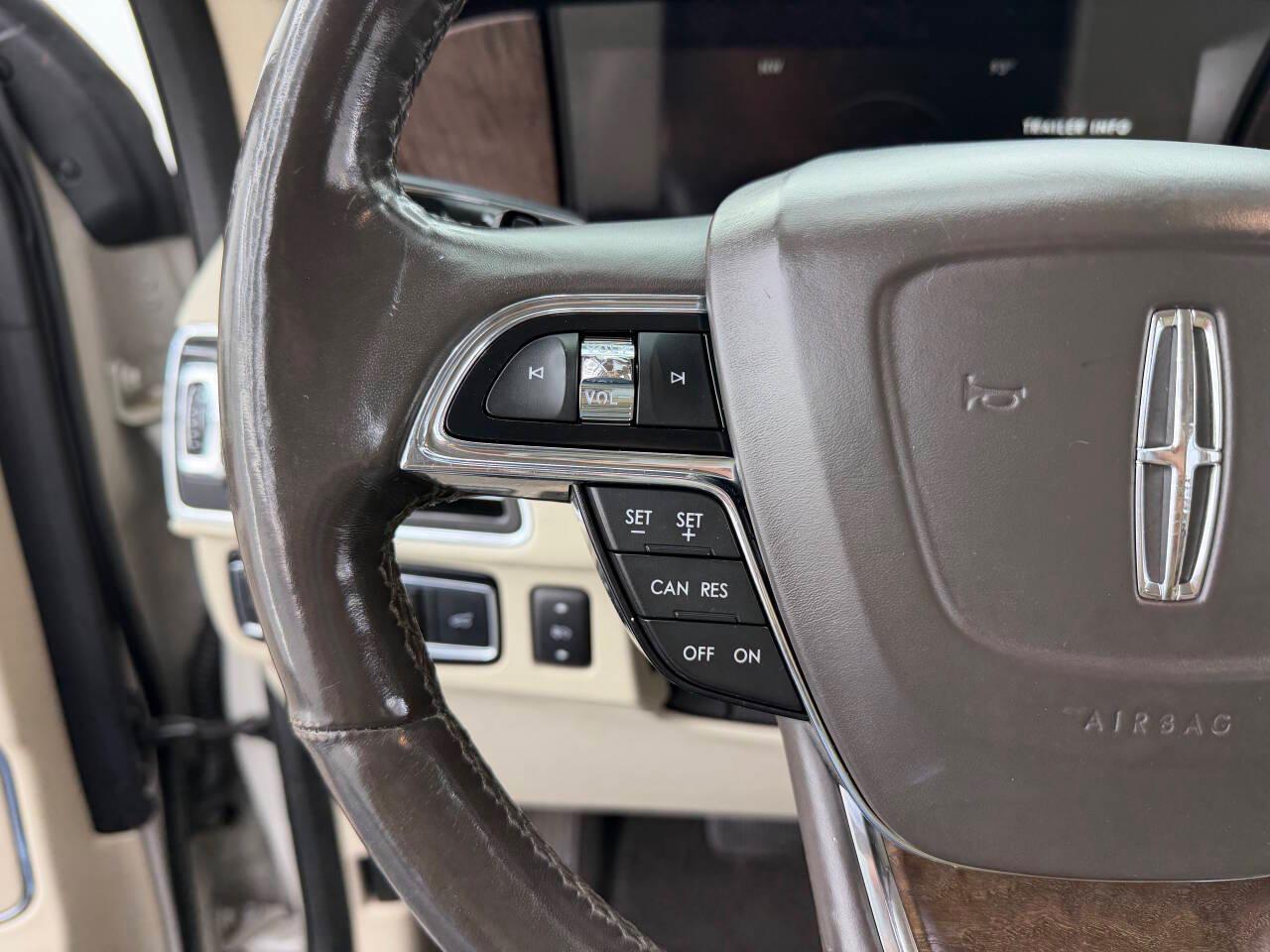 Lincoln Navigator Select 4WD 2019