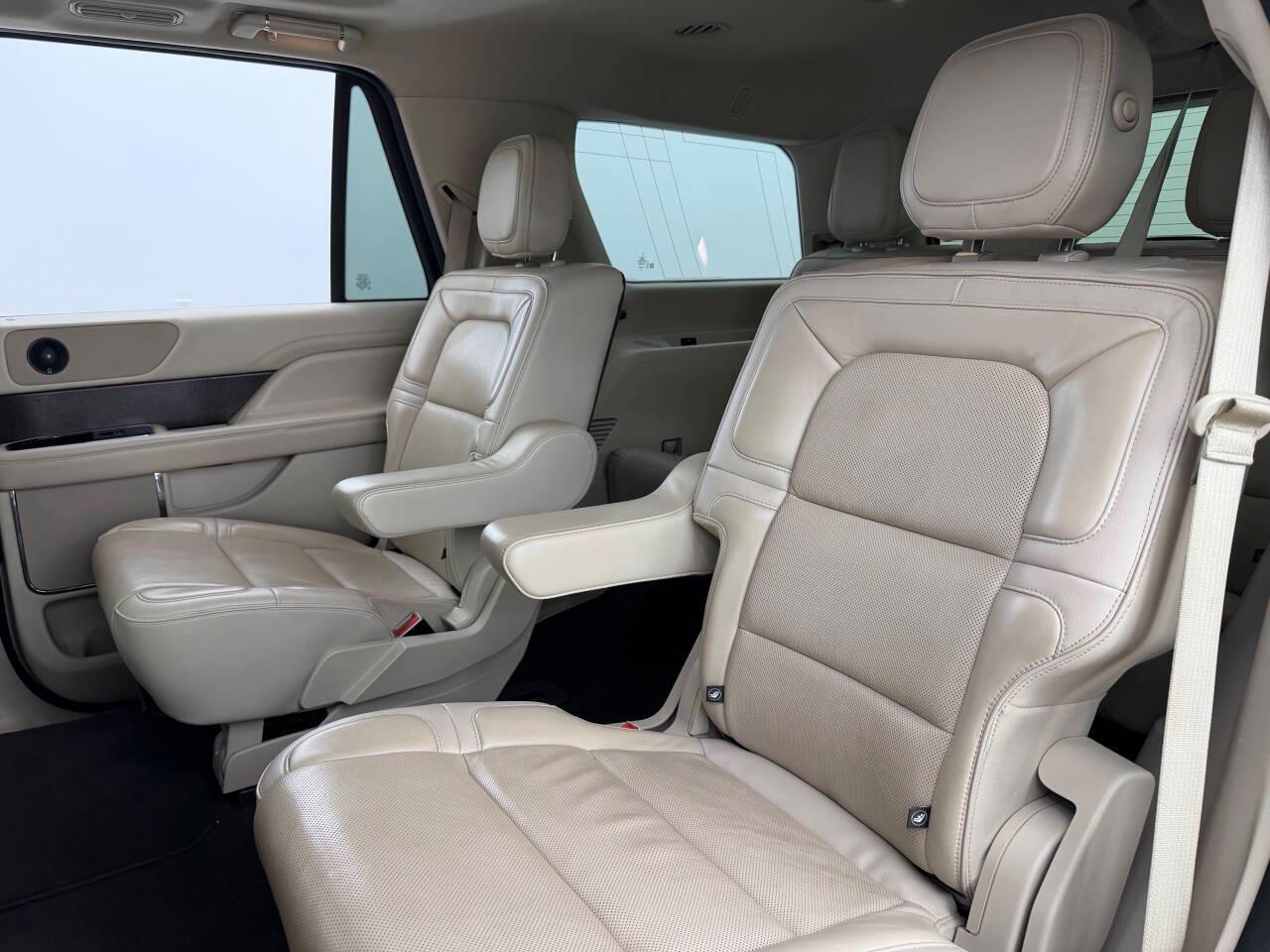 Lincoln Navigator Select 4WD 2019