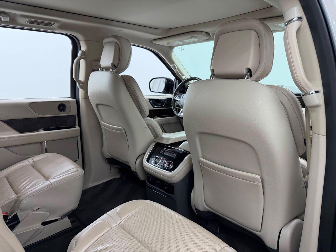 Lincoln Navigator Select 4WD 2019