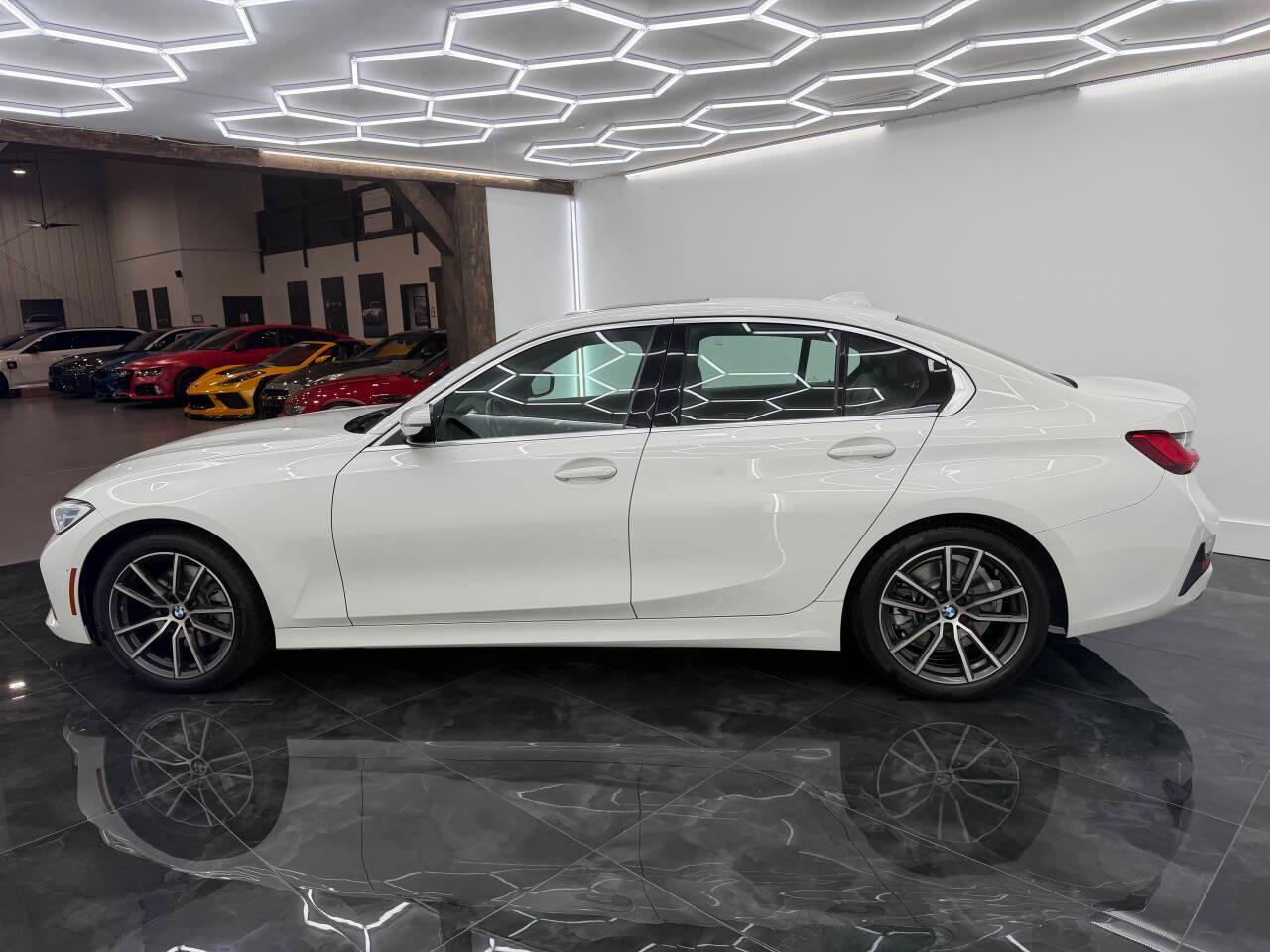 BMW 3-Series 330i xDrive 2021