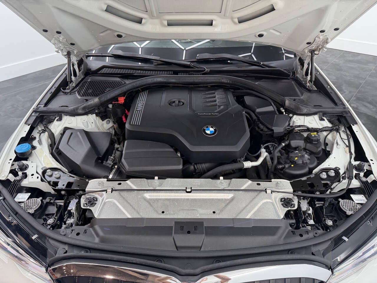 BMW 3-Series 330i xDrive 2021