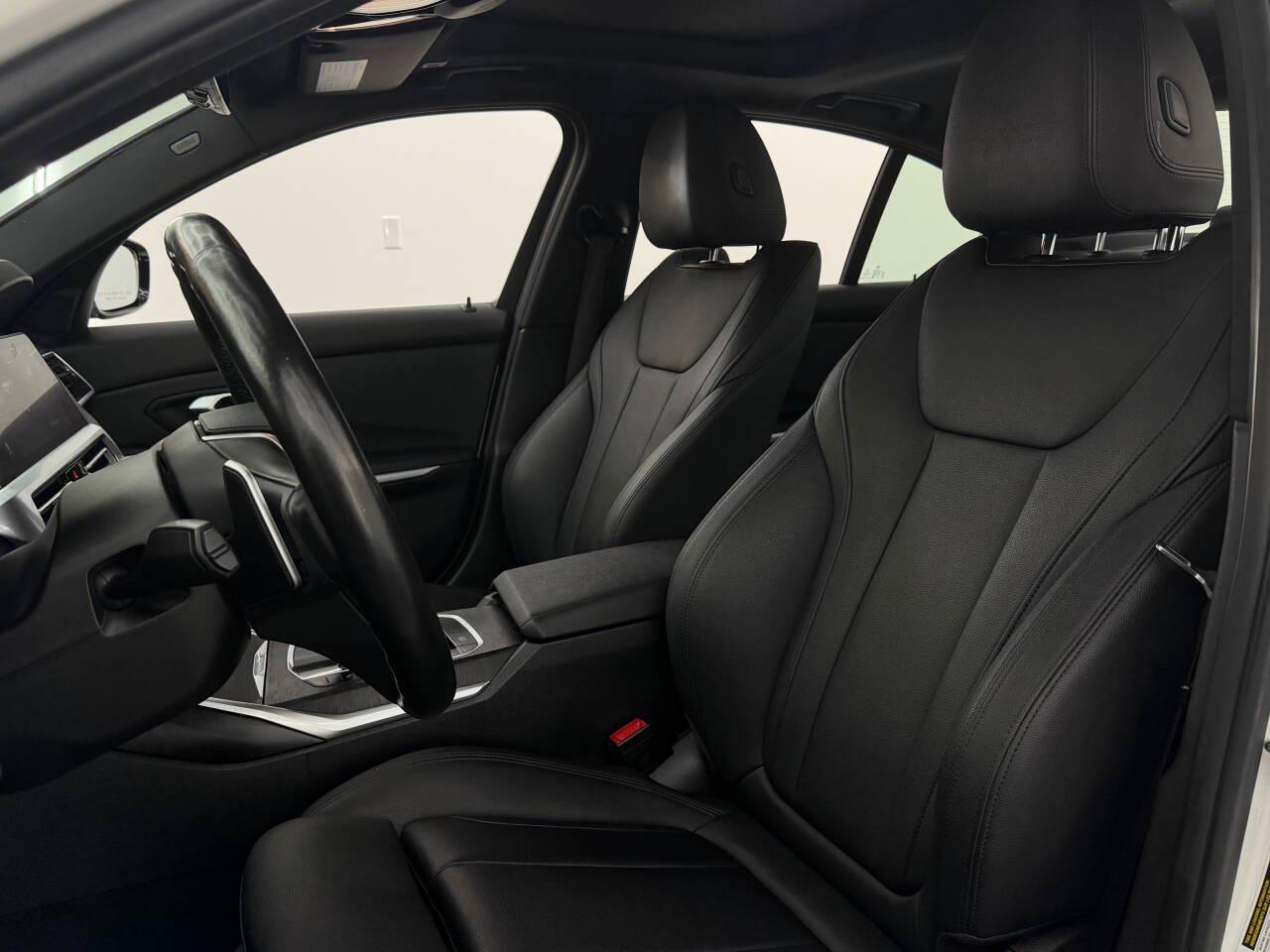 BMW 3-Series 330i xDrive 2021