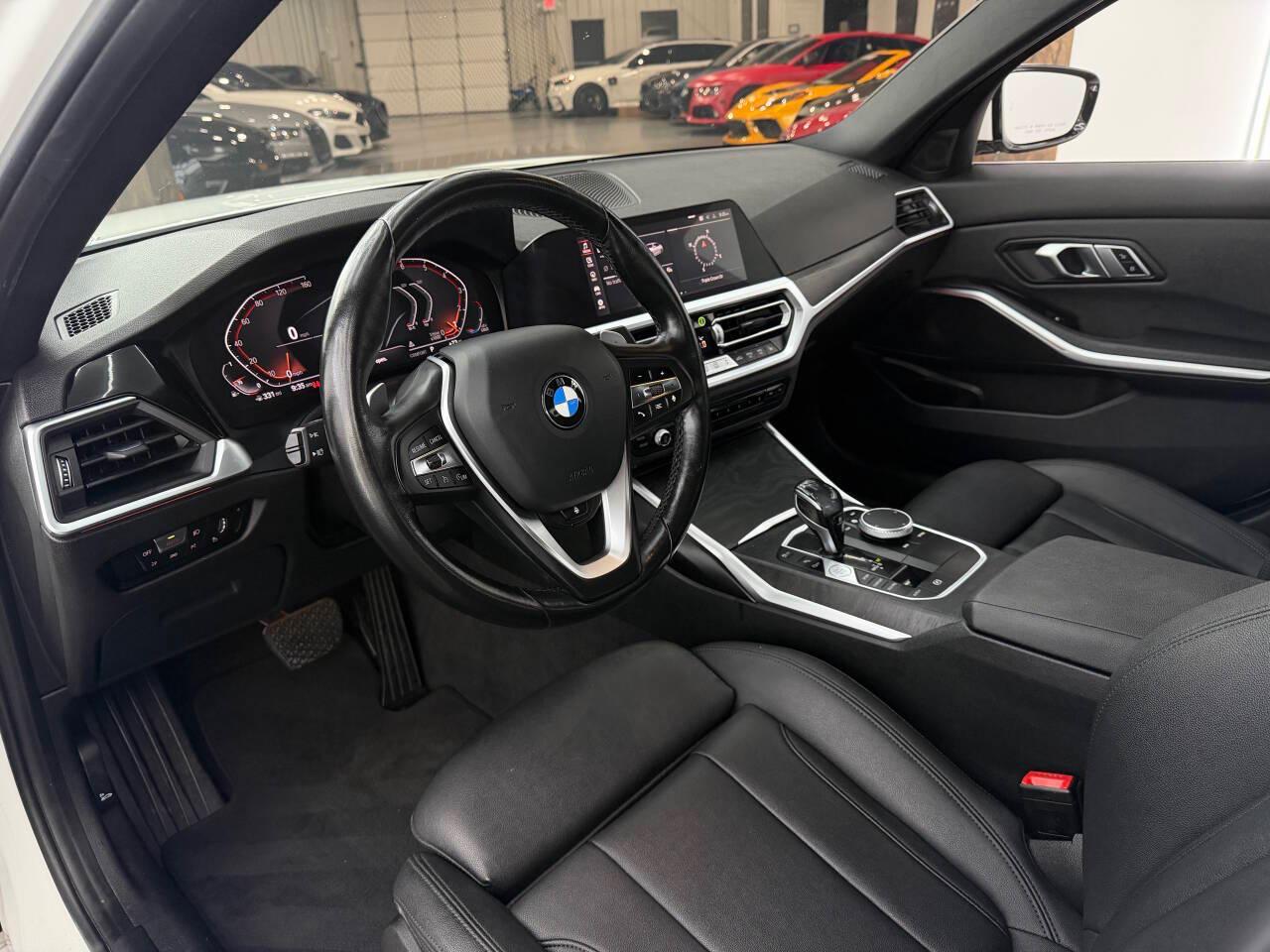 BMW 3-Series 330i xDrive 2021