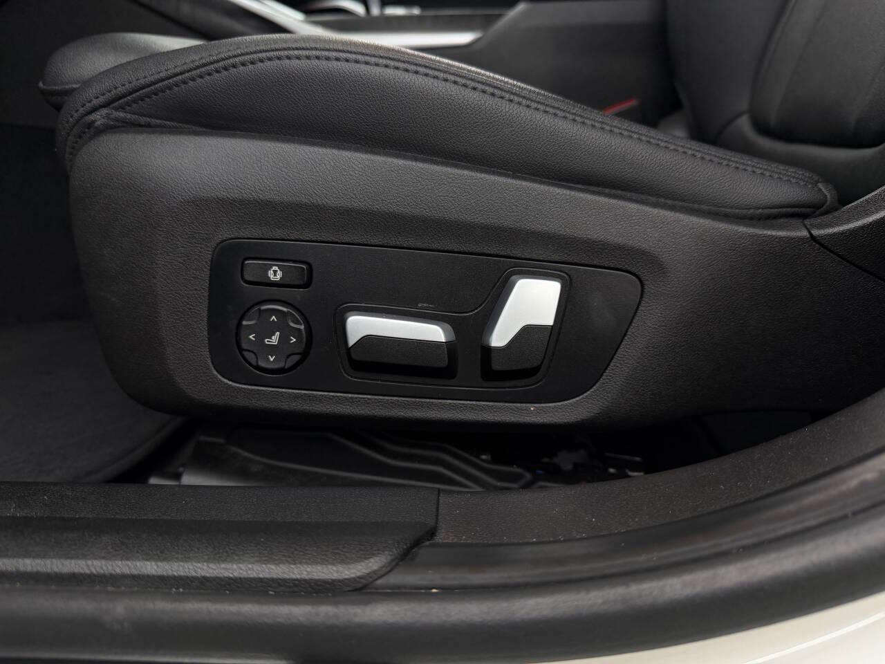 BMW 3-Series 330i xDrive 2021