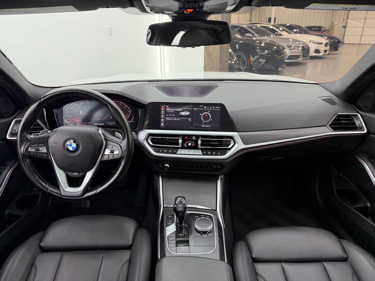 BMW 3-Series 330i xDrive 2021