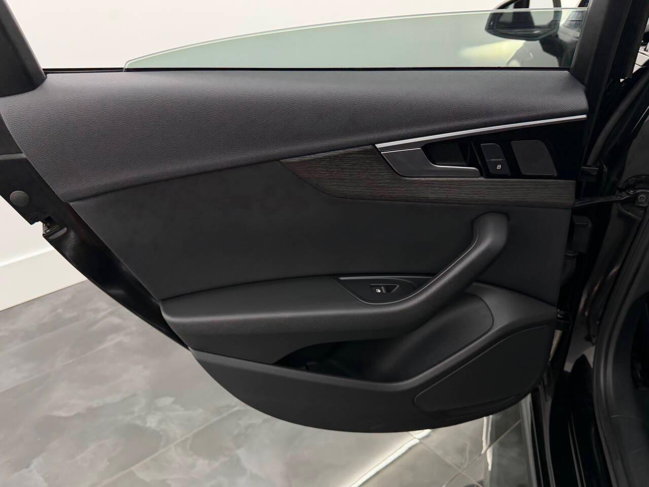 Audi A4 Premium 45 TFSI quattro 2020