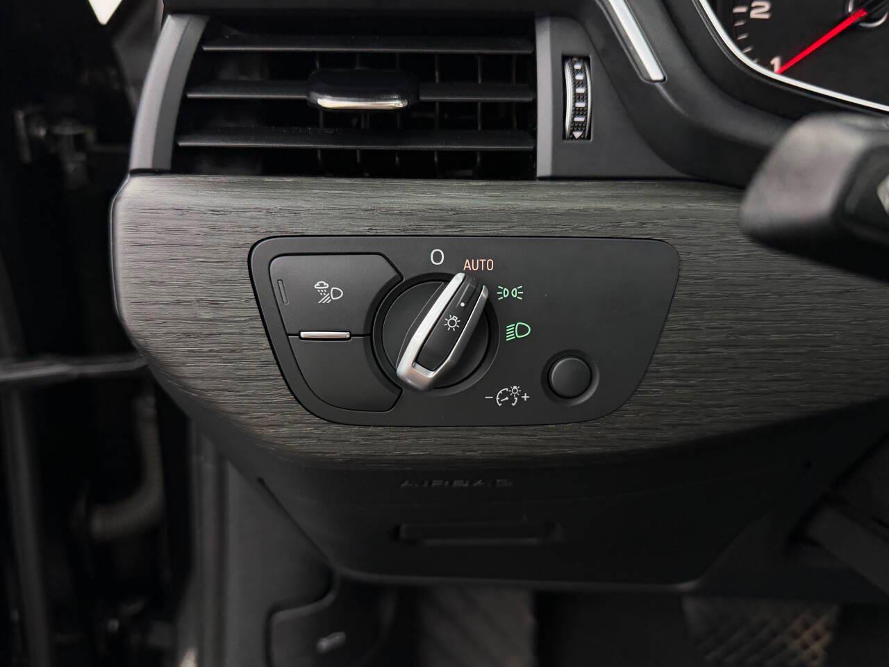 Audi A4 Premium 45 TFSI quattro 2020
