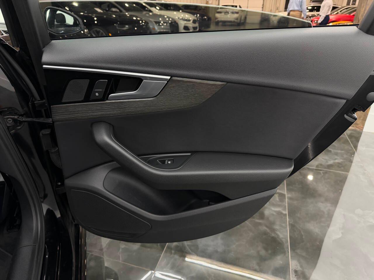 Audi A4 Premium 45 TFSI quattro 2020
