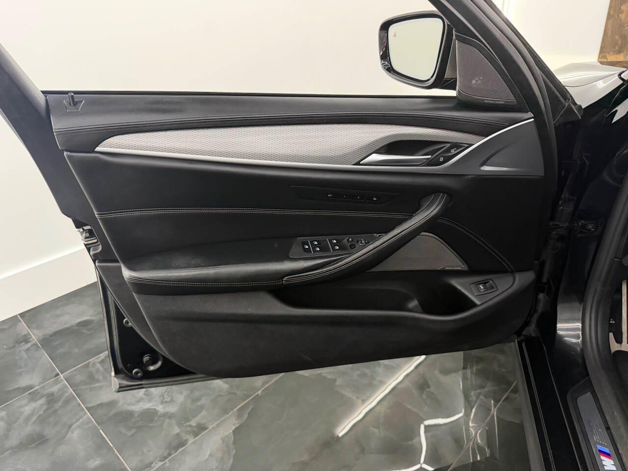 BMW 5-Series M550i xDrive 2018