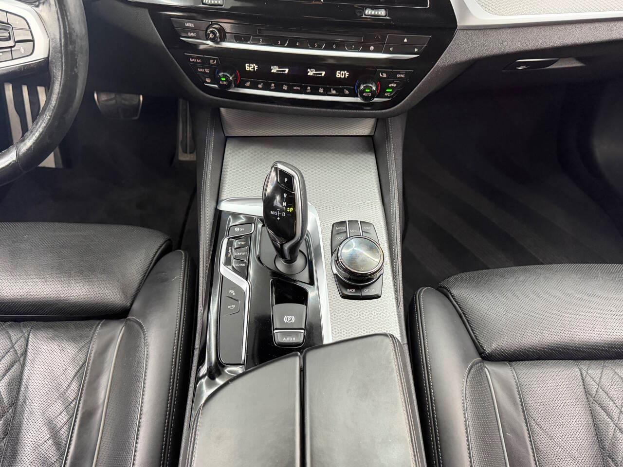 BMW 5-Series M550i xDrive 2018