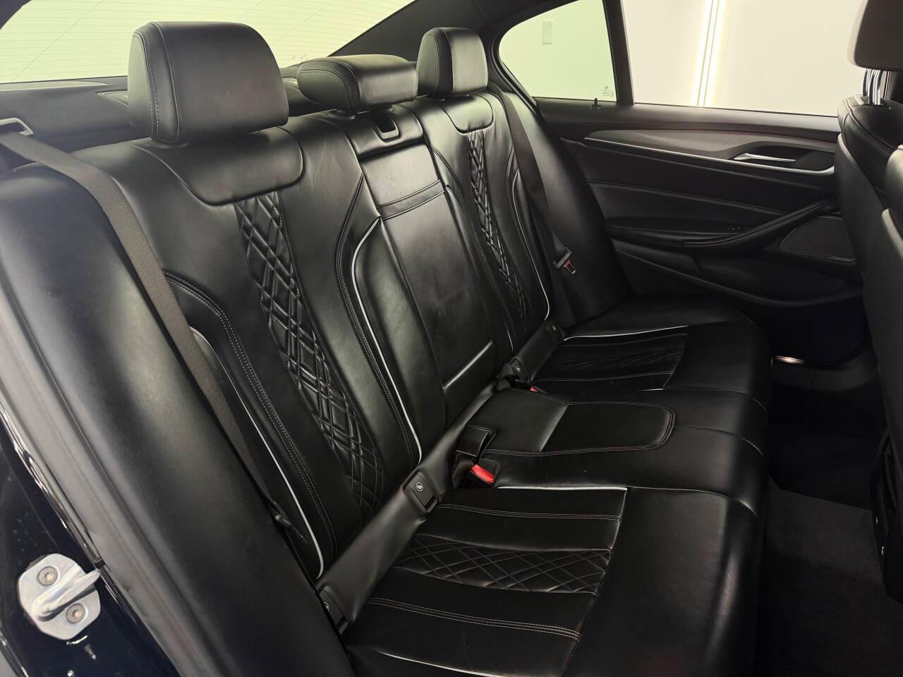 BMW 5-Series M550i xDrive 2018