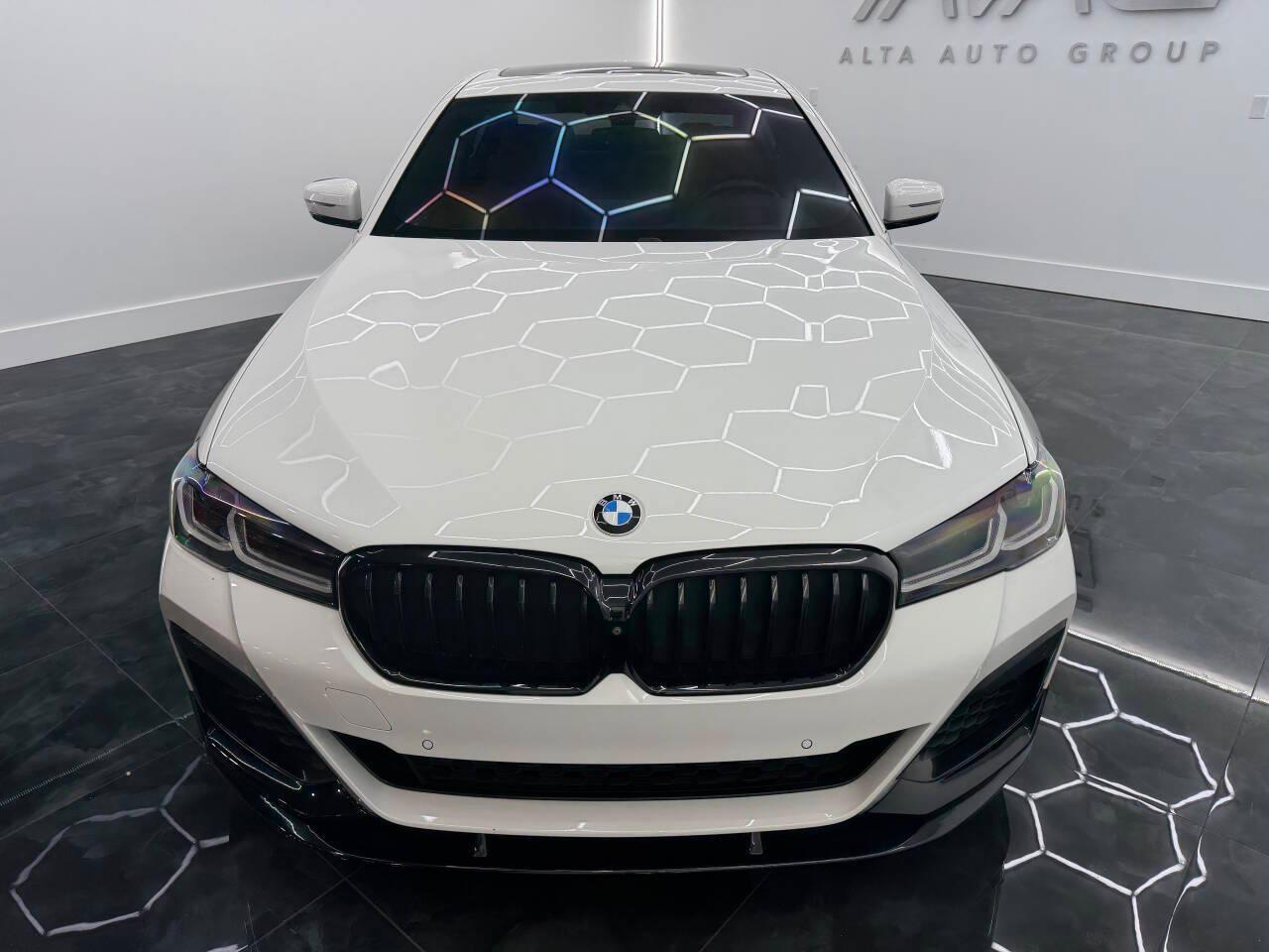 BMW 5-Series 540i xDrive 2021