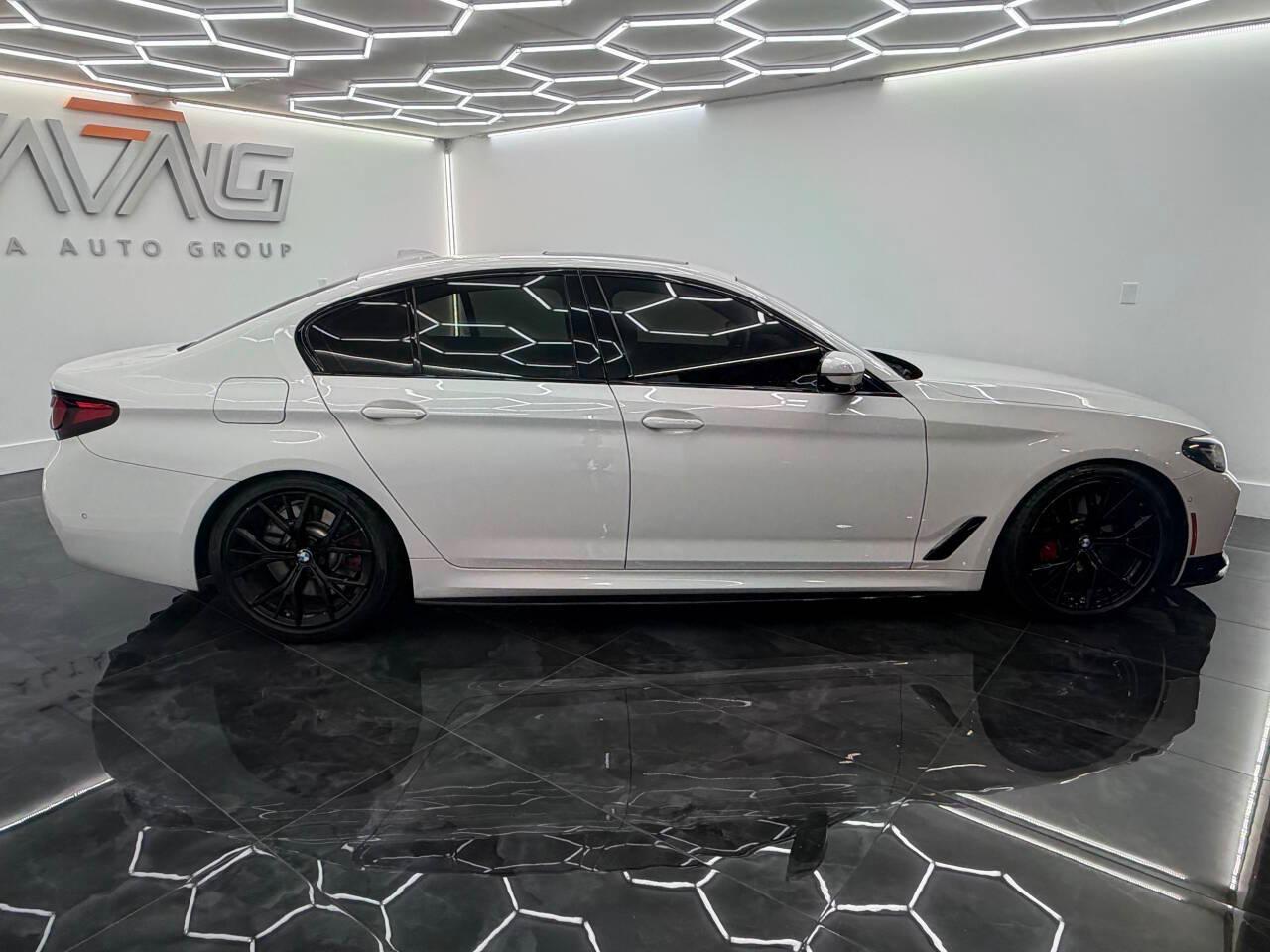 BMW 5-Series 540i xDrive 2021