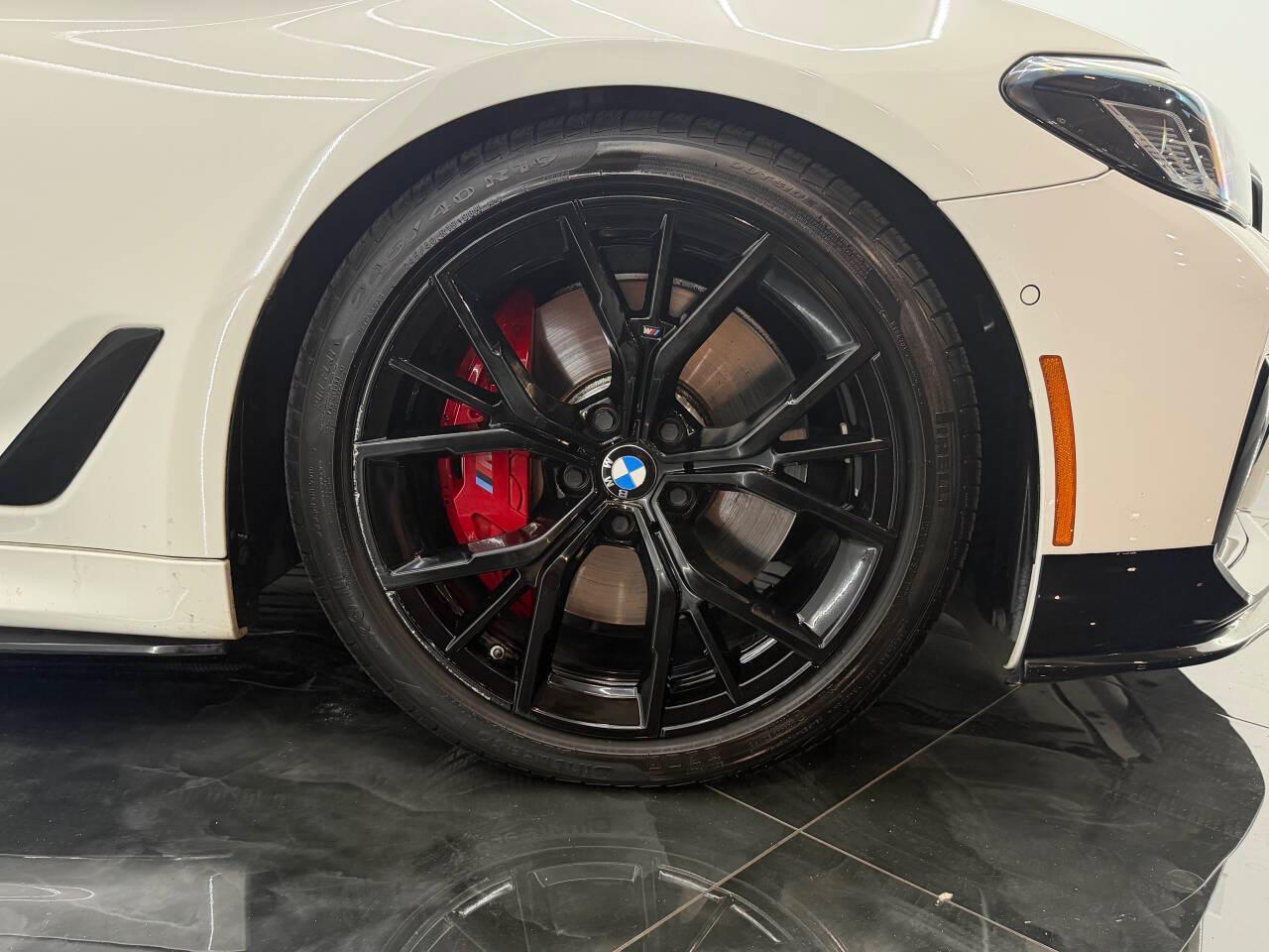 BMW 5-Series 540i xDrive 2021