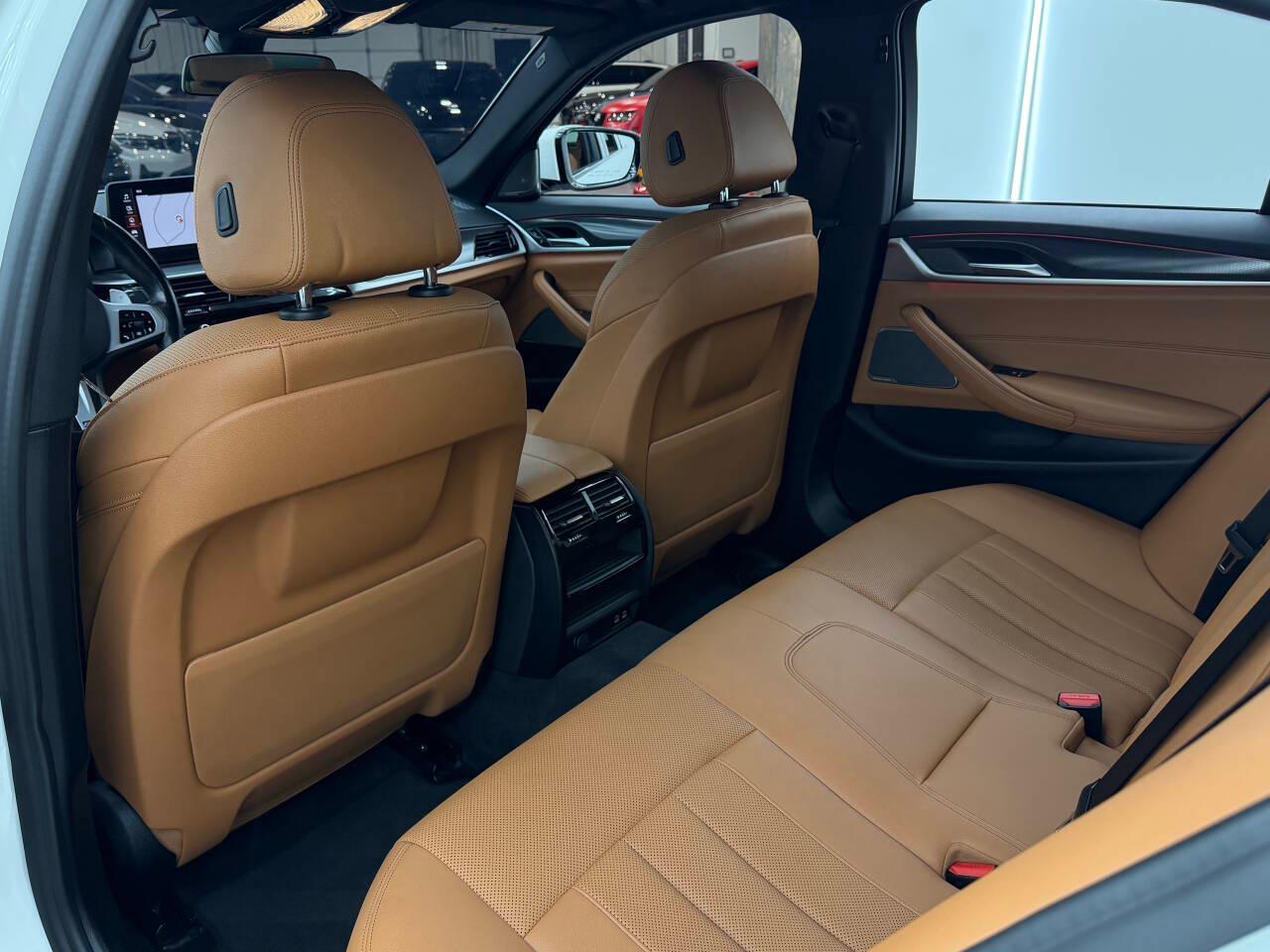 BMW 5-Series 540i xDrive 2021