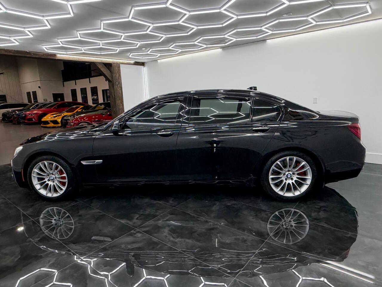 BMW 7-Series 750Li 2013