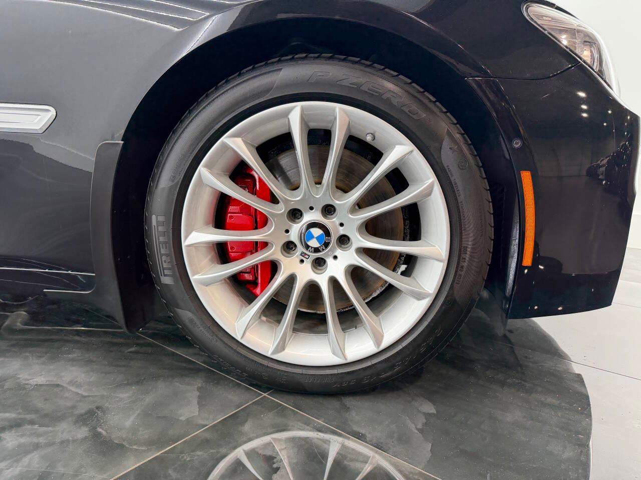 BMW 7-Series 750Li 2013