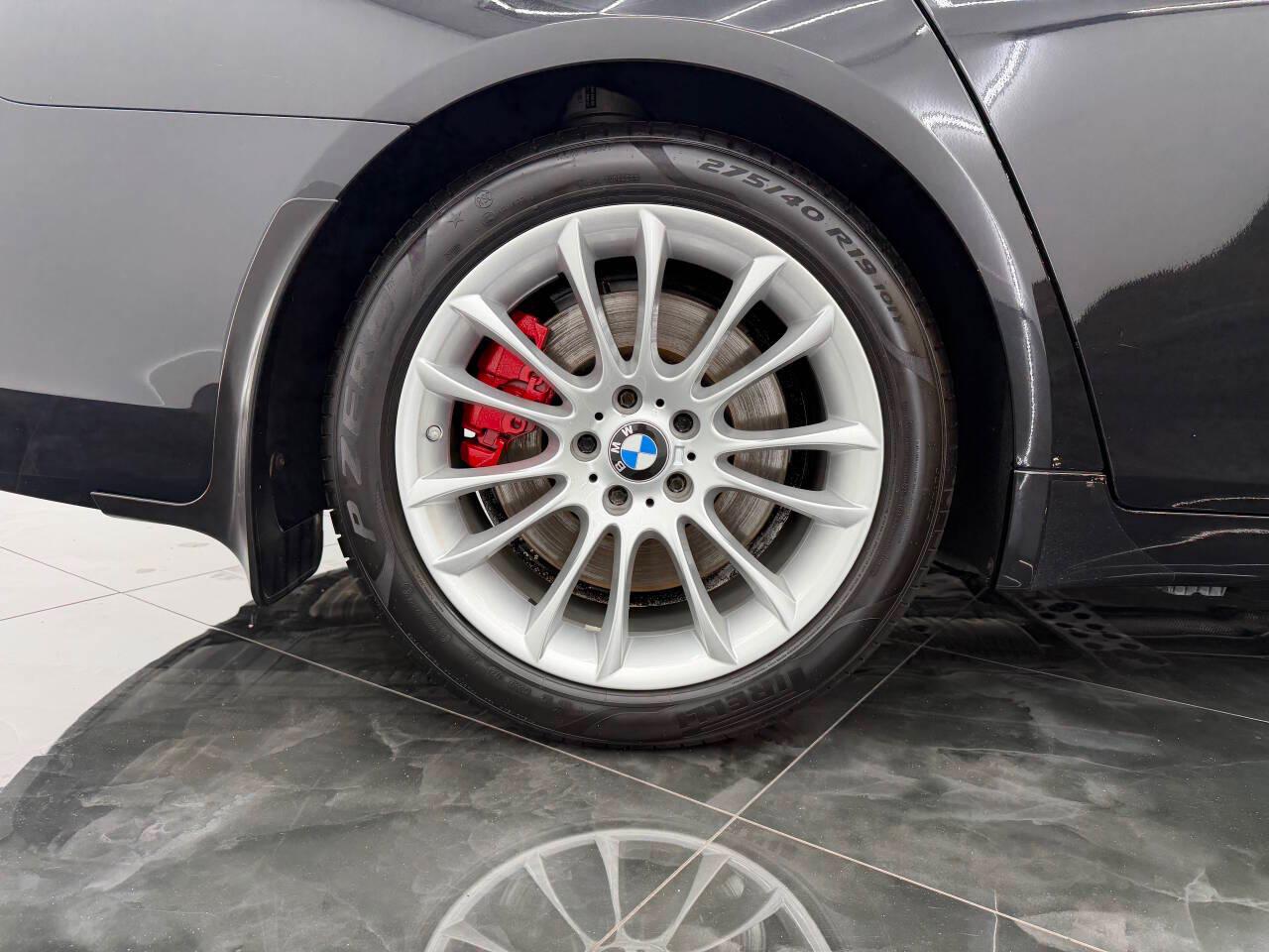 BMW 7-Series 750Li 2013