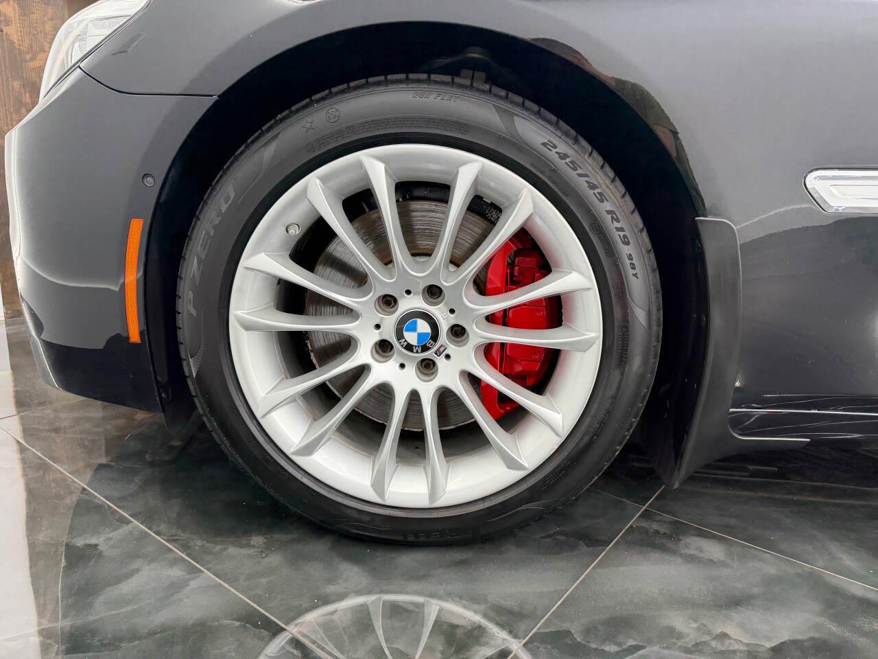 BMW 7-Series 750Li 2013
