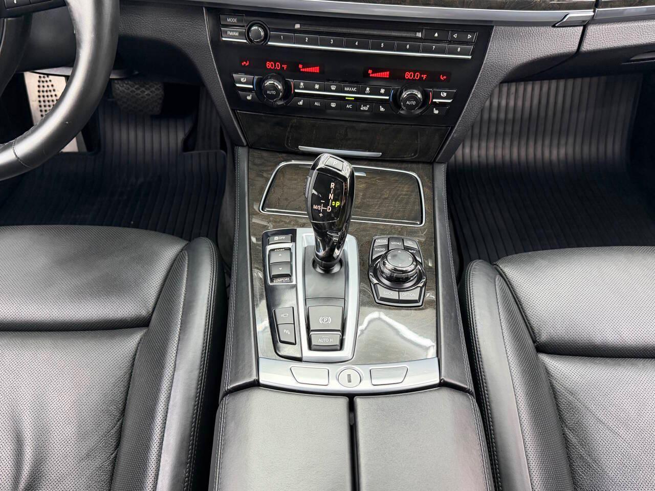 BMW 7-Series 750Li 2013