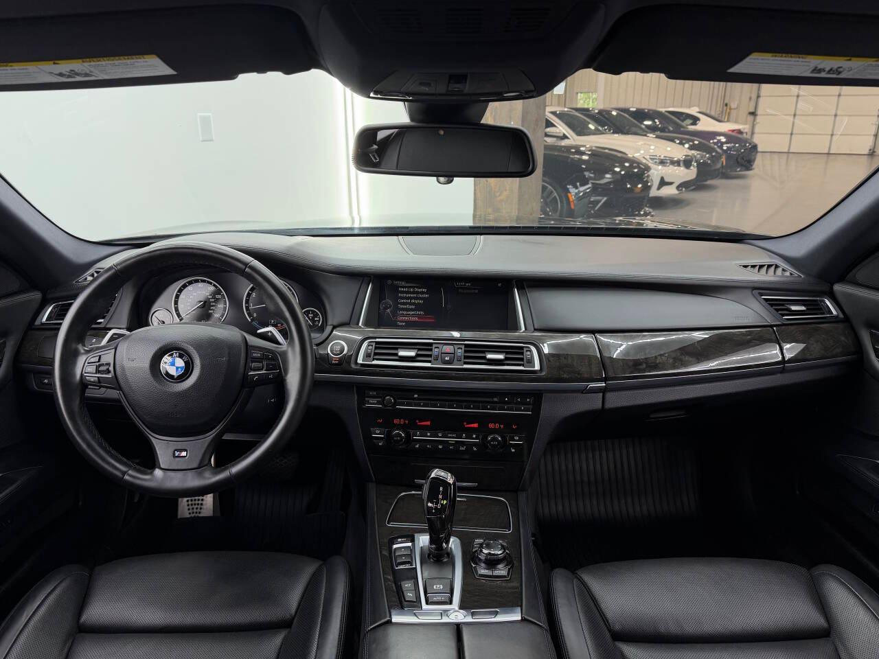 BMW 7-Series 750Li 2013