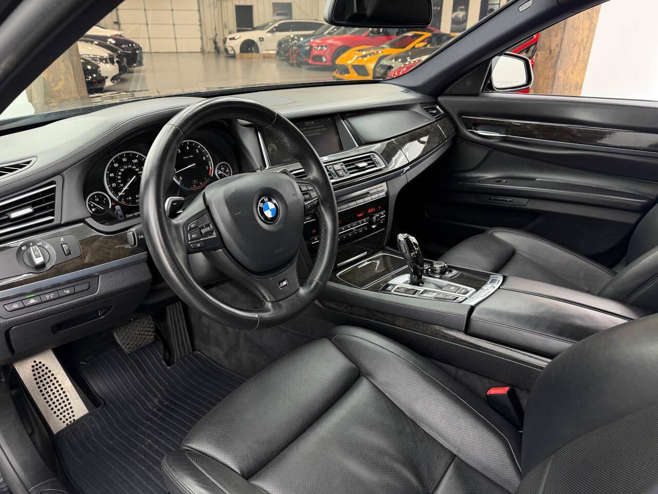 BMW 7-Series 750Li 2013