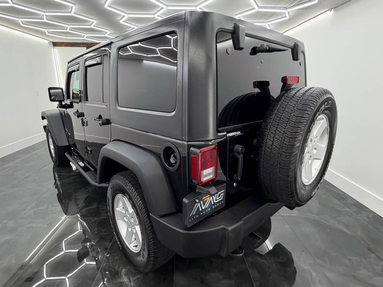 Jeep Wrangler Unlimited Sport 4WD 2017