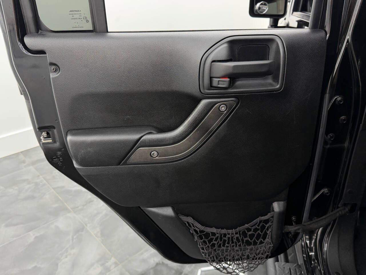 Jeep Wrangler Unlimited Sport 4WD 2017