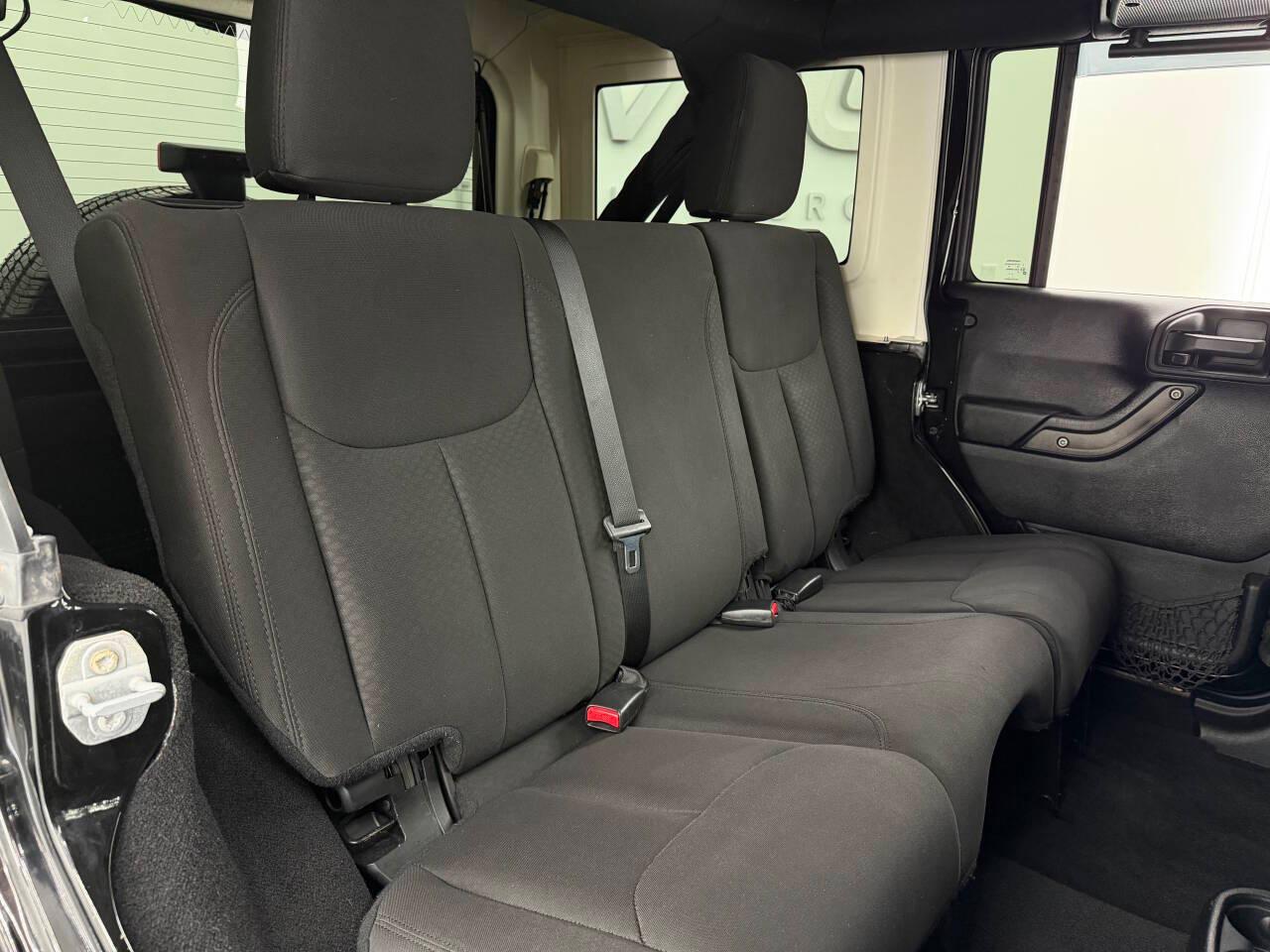 Jeep Wrangler Unlimited Sport 4WD 2017